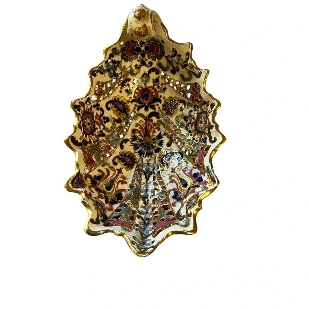 Budapest Fischer‎ Rare Ornate Gold Floral Pierced Footed Bowl